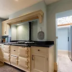 Raygill House - Spacious Family Retreat In Scenic North Yorkshire - Hot Tub Hire Available