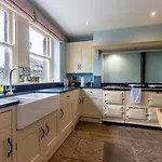 Raygill House - Spacious Family Retreat In Scenic North Yorkshire - Hot Tub Hire Available Casa vacanze
