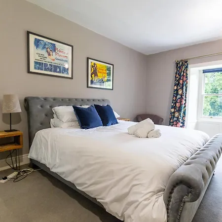 Raygill House - Spacious Family Retreat In Scenic North Yorkshire - Hot Tub Hire Available בית נופש Lothersdale