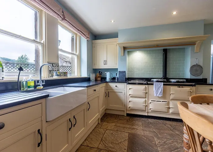 Raygill House - Spacious Family Retreat In Scenic North Yorkshire - Hot Tub Hire Available Casa vacanze