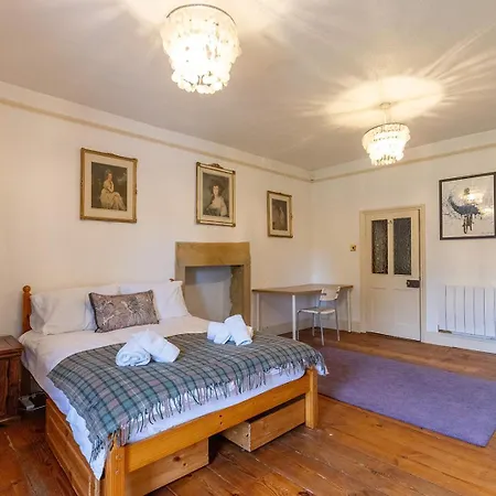 Raygill House - Spacious Family Retreat In Scenic North Yorkshire - Hot Tub Hire Available * Lothersdale