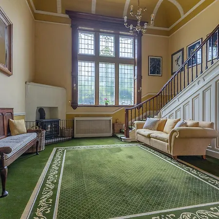Raygill House - Spacious Family Retreat In Scenic North Yorkshire - Hot Tub Hire Available *